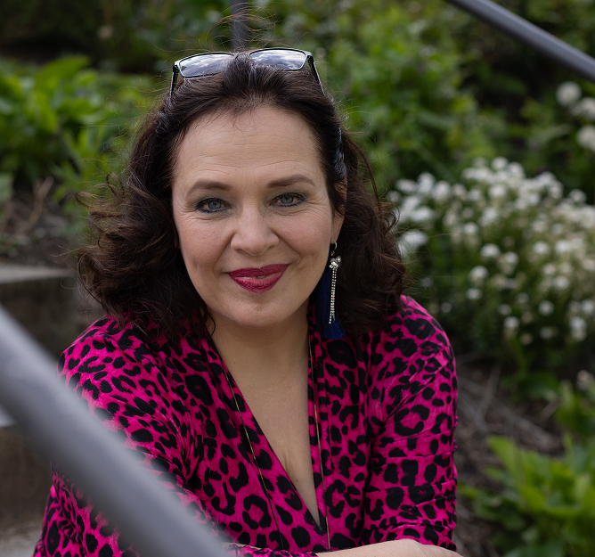 Adelind Pallas: Musikerin & Sängerin aus Greifswald
